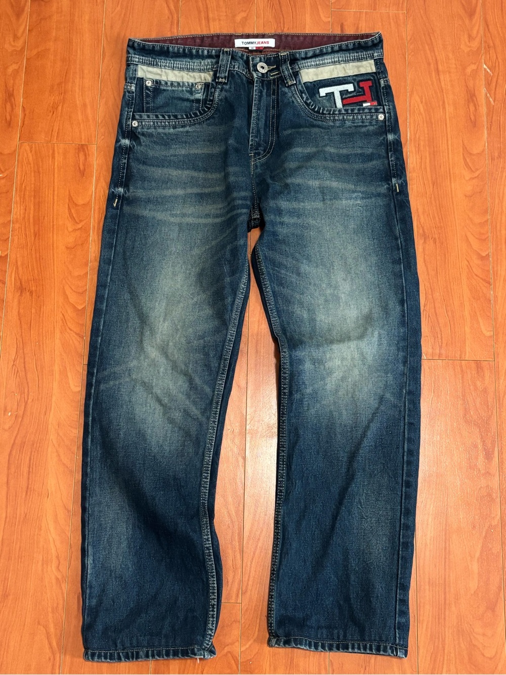 Tommy Hilfiger Big Logo - Baggy Y2K Style Denim Blue Jeans - Size 34x34